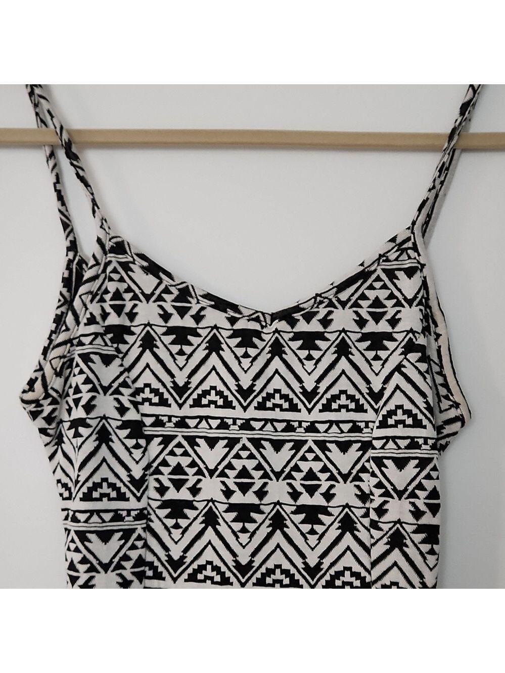 Tank top - Picture 2 of 4